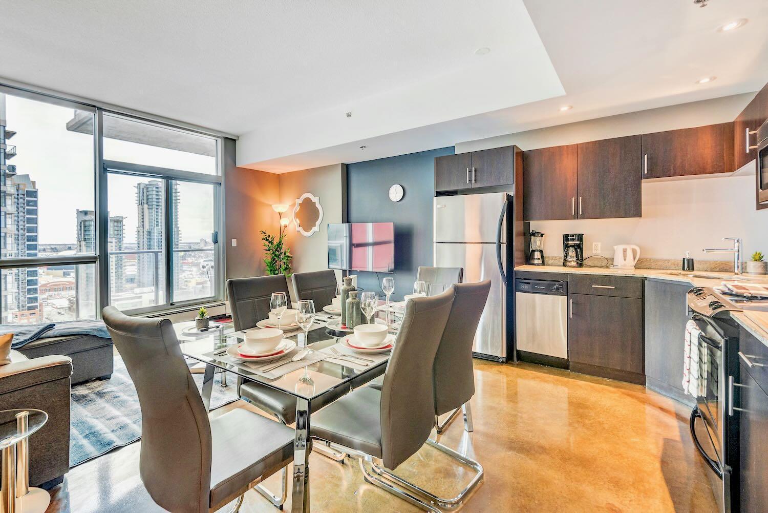 Modern 2Br Condo - King Bed - Downtown City Views YYC 외부 사진