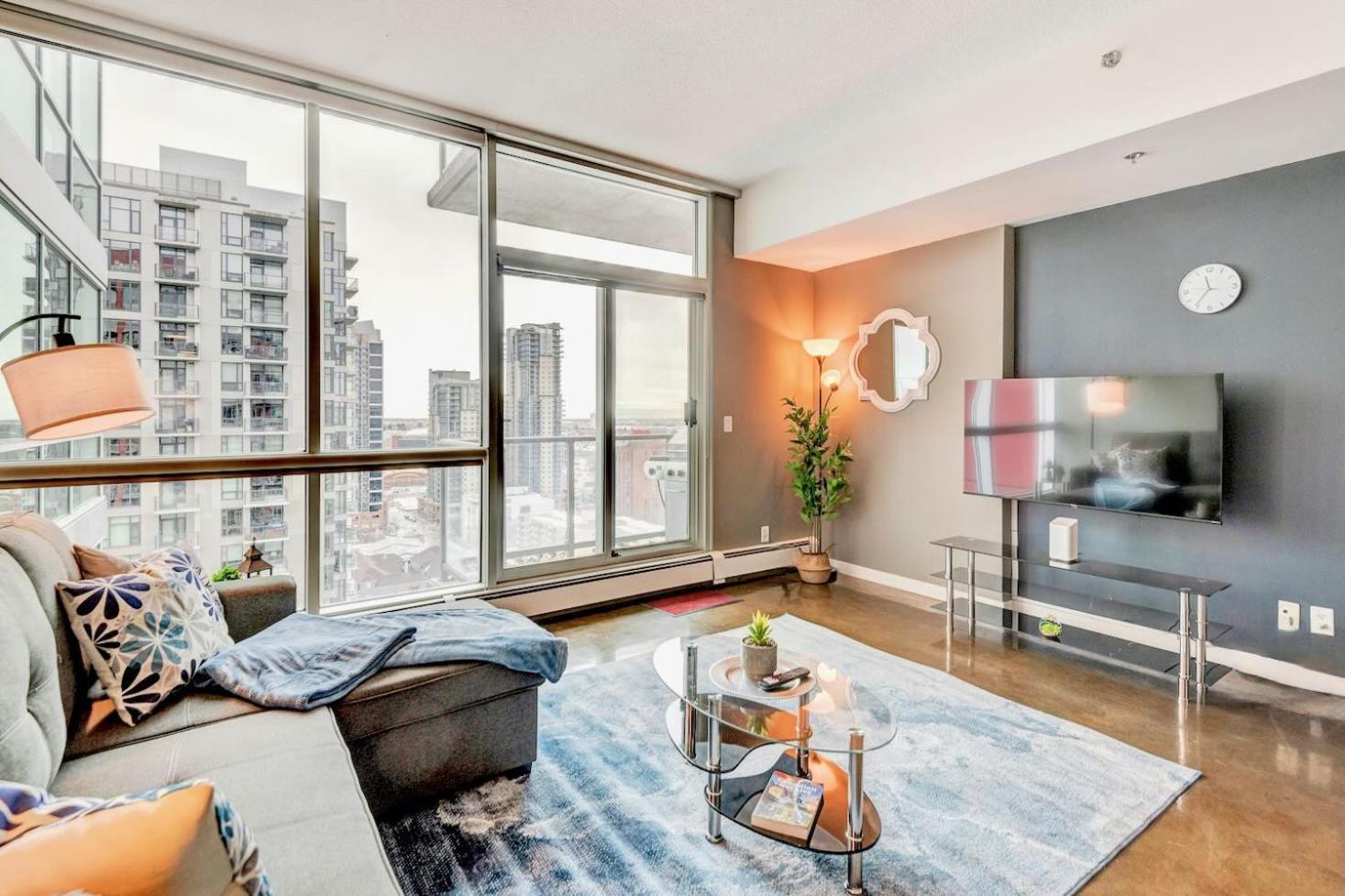 Modern 2Br Condo - King Bed - Downtown City Views YYC 외부 사진
