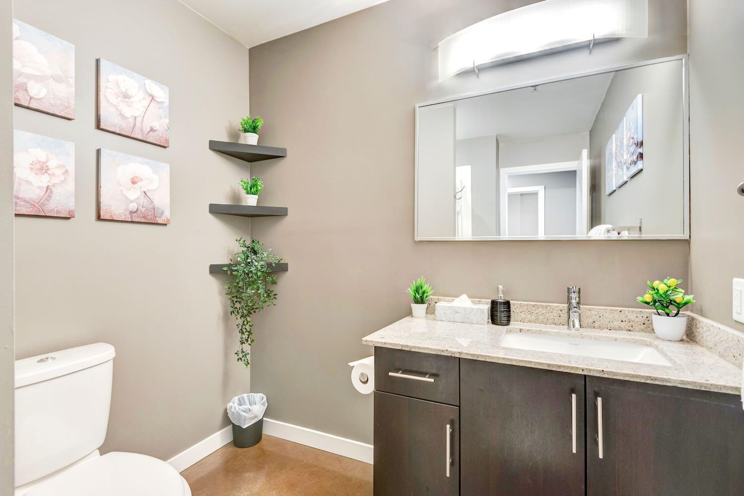 Modern 2Br Condo - King Bed - Downtown City Views YYC 외부 사진